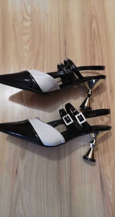 летни боти  и ниски обувки различни номера