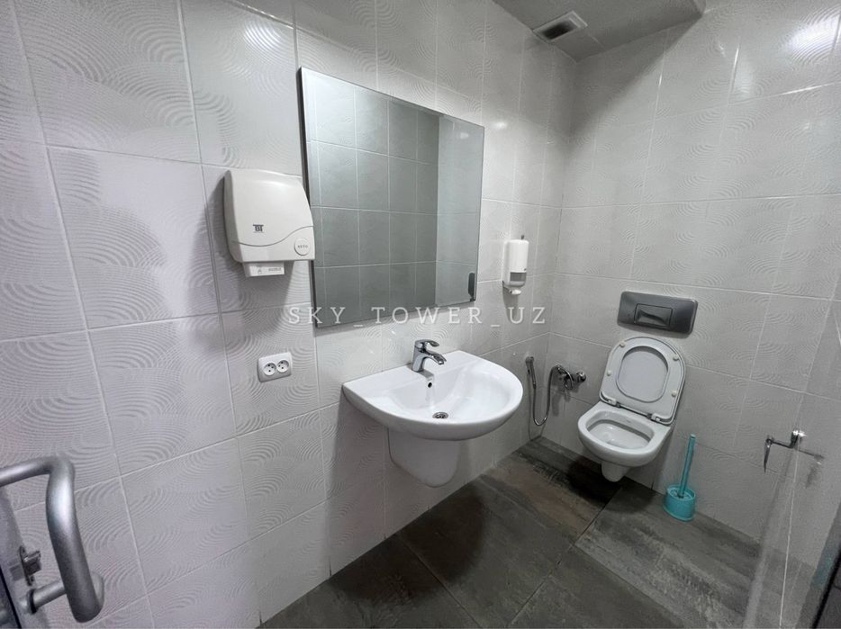 Офис 115м2 ор-р метро Айбек