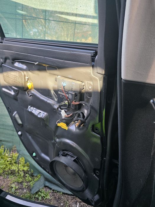 Модули за врати на Mercedes W211