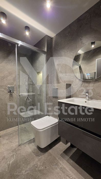 2-стаен в Пловдив-Център площ 65 цена 650