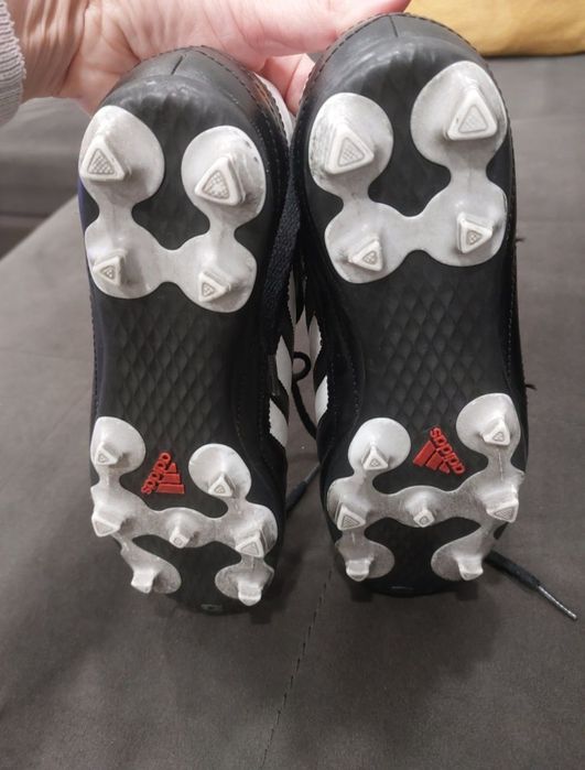 Бутонки адидас черни