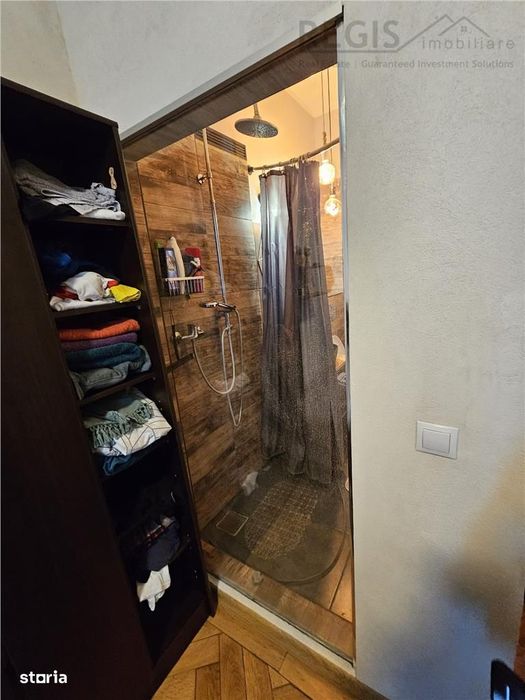 Investitie la cheie in zona centrala! 2 apartamente la casa, transform