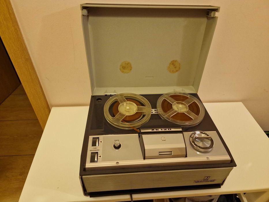 Magnetofon de colectie Grundig ZK 120 Timisoara • OLX.ro