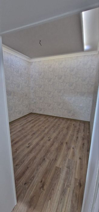 Кибрай рн. Селхоз дан 8 км. Кизил Шалола. 5хона. 70000$