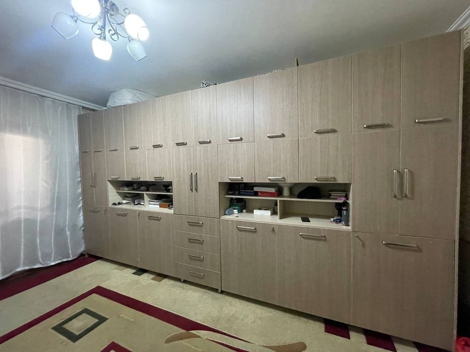 ПРОДАЕТСЯ шкаф кровать