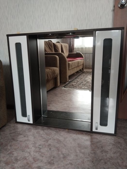 Продам шкаф в ванную комнату.