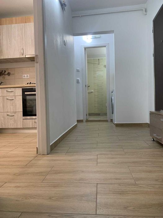 Apartament 3 camere decomandat, 72 mp, etaj 1,3 balcoane, Marasesti-BM