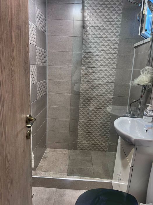 Vand apartament 2 camere