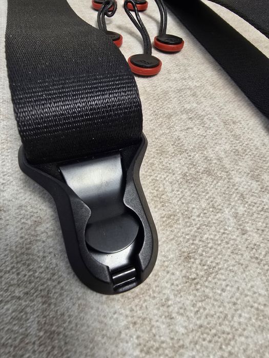 Curea Peak Design Slide LITE Black