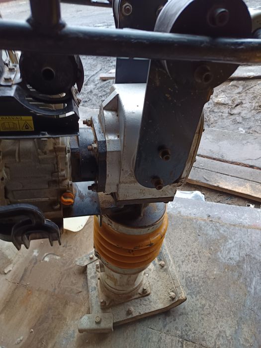 Вибро трамбовка б/у