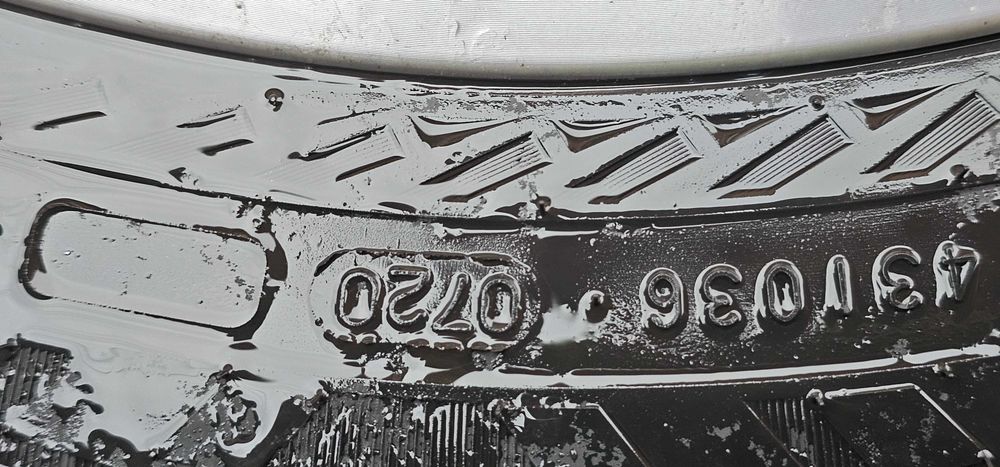 Vand roti Dacia Duster PH2, 215/65/R16, jante originale Renault/Dacia