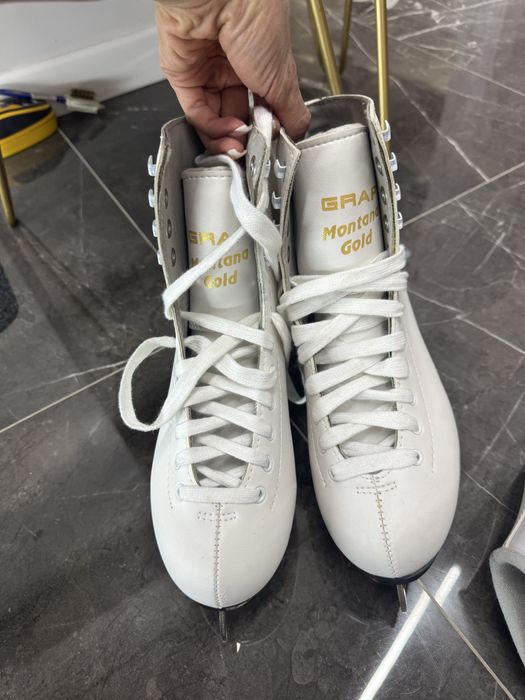 Коньки финурные graff