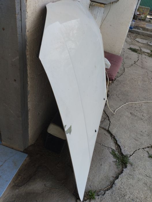 Капот  Camry 20 , 25