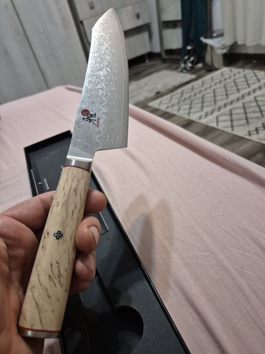 Vând cutit miyabi