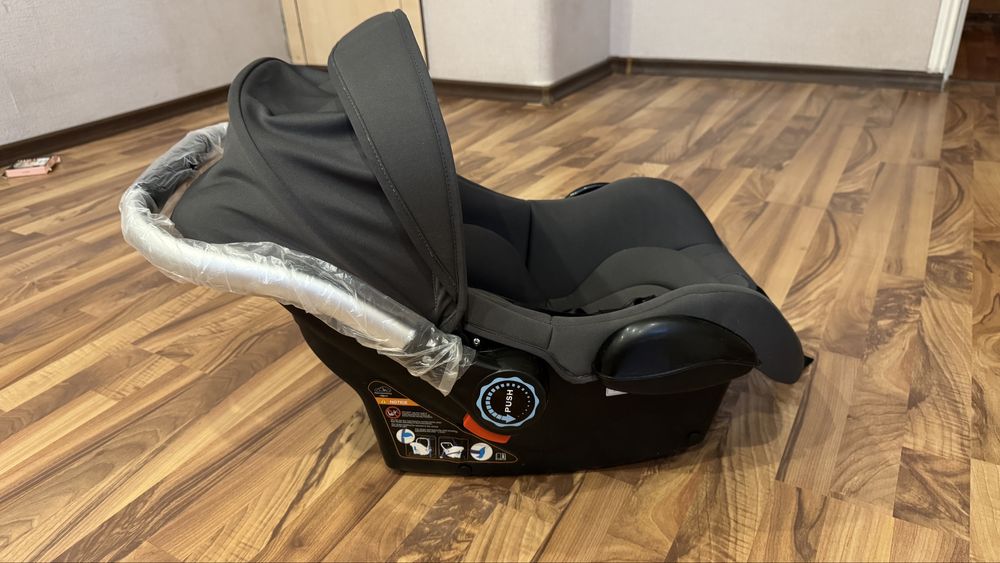 Детское автокресло Kidilo новое с 0 мес