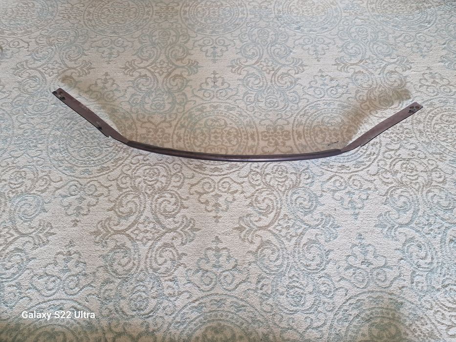 Продам ветровик на камри 50