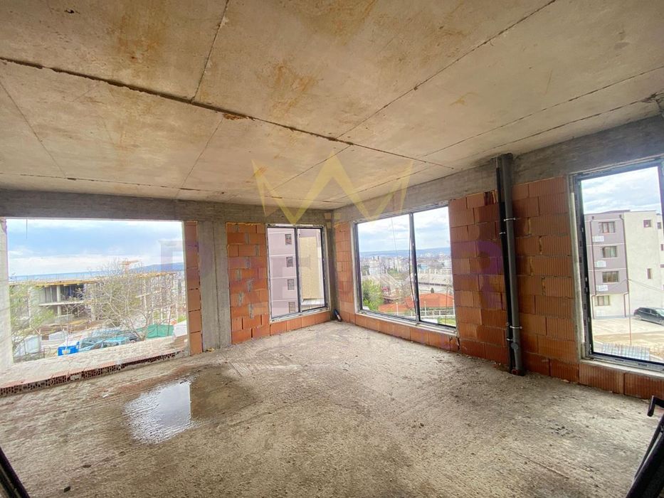 Продава се Тристаен апартамент в Варна, Бриз - 138 кв.м за 1122 €/кв.м - Снимка #1