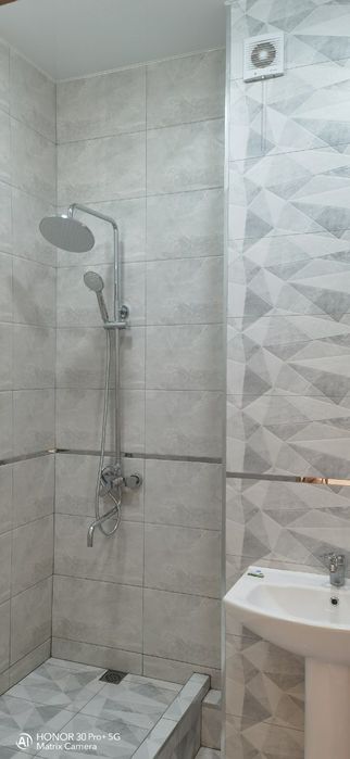 профессиональный кафельщик