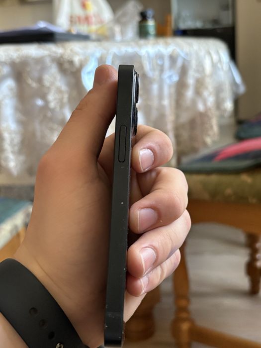 Продам iphone 13 mini