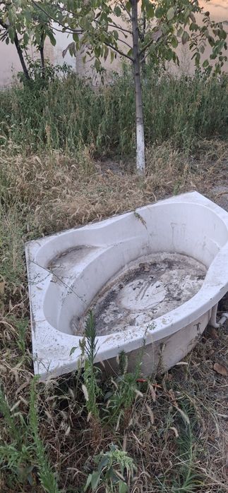 Ванна б/у для любого испозования