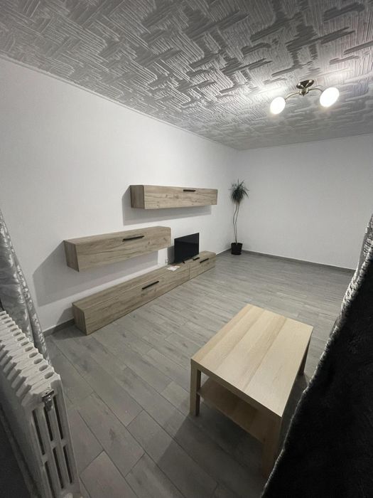 Vând apartament 2 camere decomandat lângă Lidl