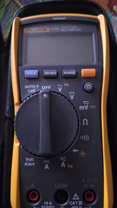 Fluke 117c мультиметр