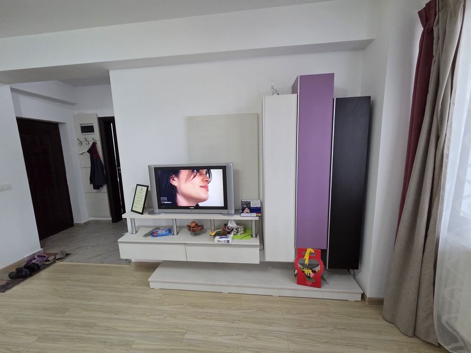 Proprietar vand  apartament 2 camere  Residence Militari