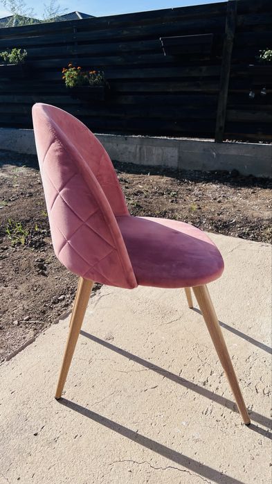 Set scaune stil scandinav