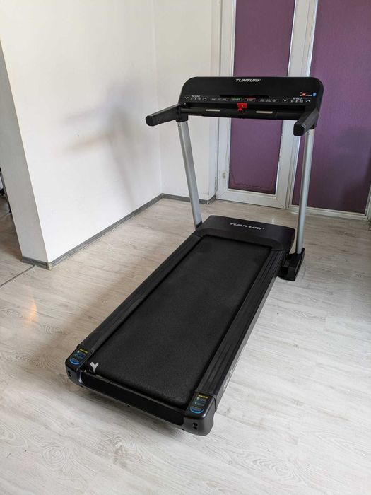 Bandă de Alergat Tunturi FitRun 70i,3CP,0.8-20 km/h,BluetoothApp,125kg