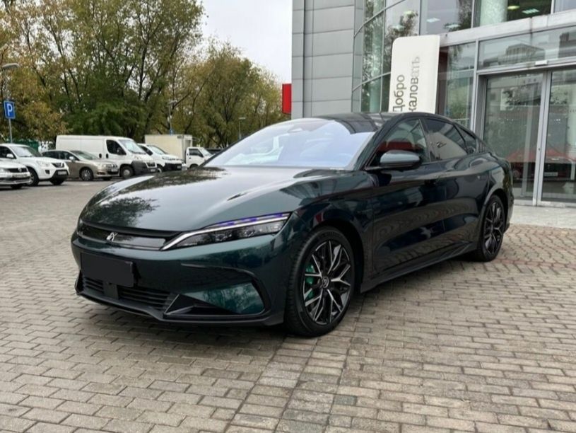 BYD HAN Business class sedan: Premium transfers, excursions and travel