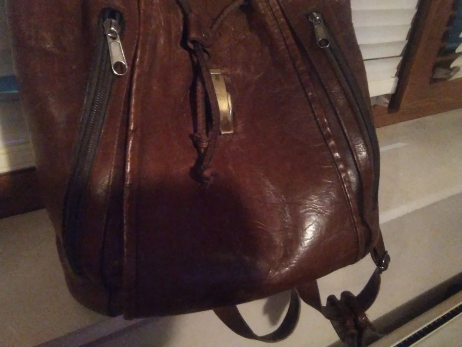 Раница от 100%естествена кожа