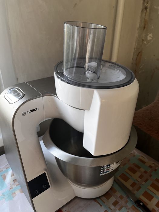 Продам кухонный комбайн