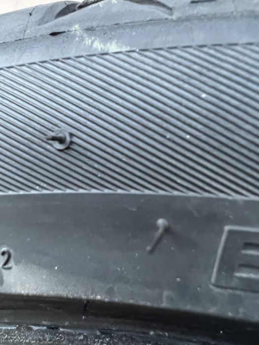 245/40/18 -4 бр.  гуми Ласа