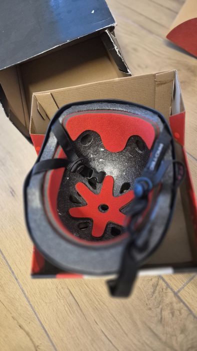 Casca Shadow marimea M noua desigilata