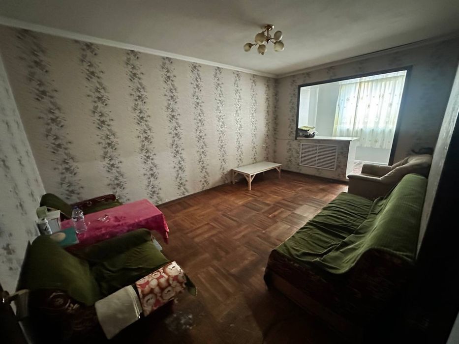 Продаю квартиру в Сергели спутник 4 ( 77 серия ) 2/4/4