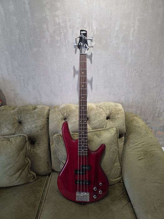 Бас Ibanez GSR200 красный