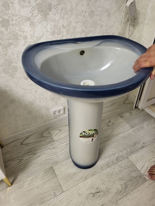 Унитаз с умывальником