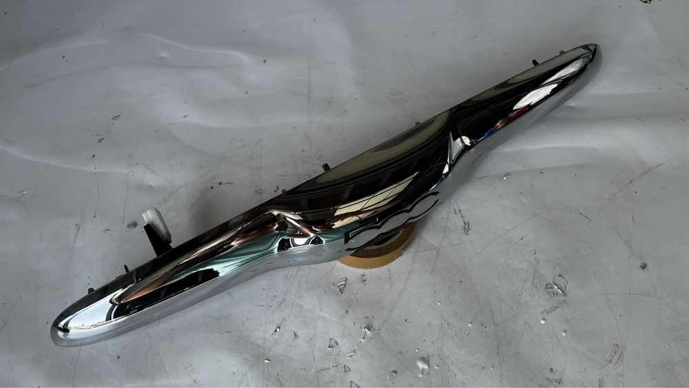 Лайстна за заден капак Fiat 500