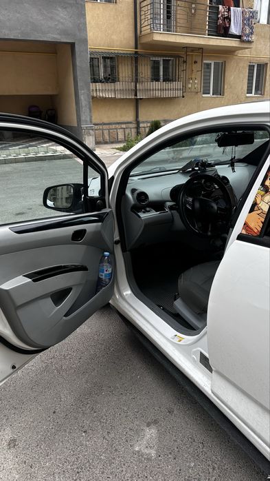 Шевролет спарк 2019 года автомат