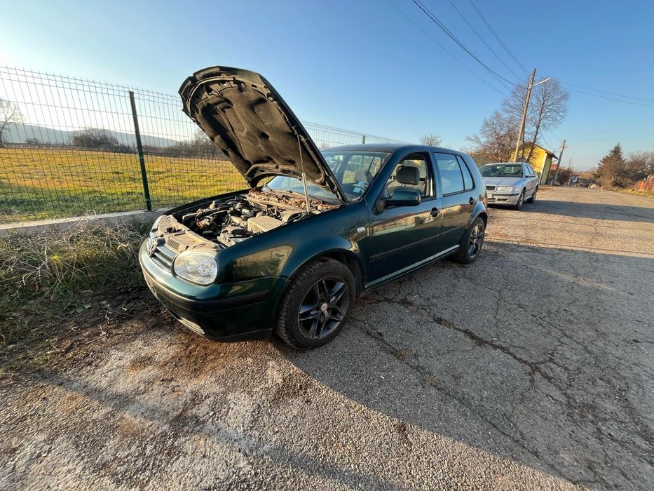 Golf 4 1.9 90к.с на части Много запазен