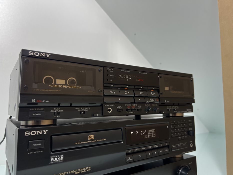 Linie Sony dublu deck Sony TC-WR800 auto reverse, Amplificator Sony TA-F245R, CD-player Sony CDP-411