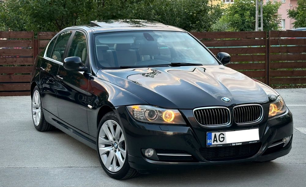 BMW 3 Series 2011