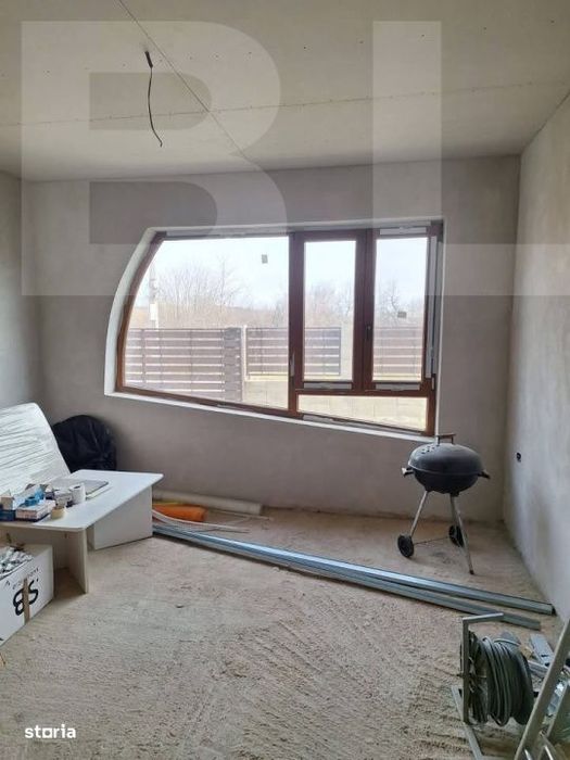 Vand casa la gri in Sat Costeiu str.  crizantemelor nr.235
