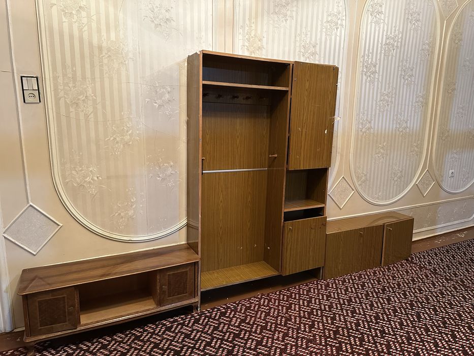 Прихожка, стенка