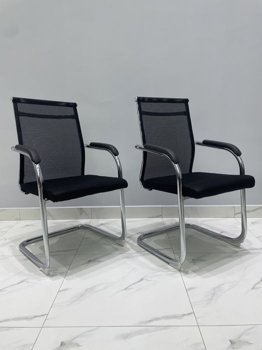 Офисное сетчатое кресло модель 1186