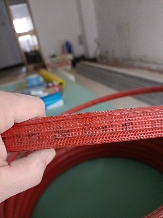 Teava Henco cu izolatie, D 16 x 0.4 mm, rosie