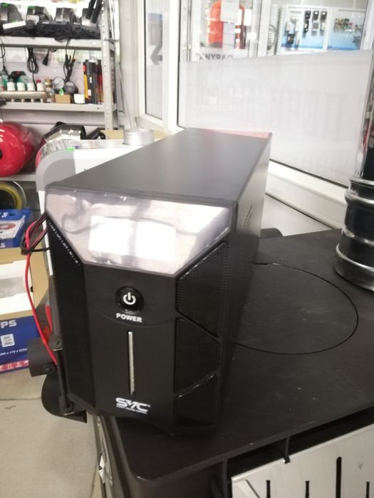 Инвертор SVC, преобразователь от 12 волт в 220.