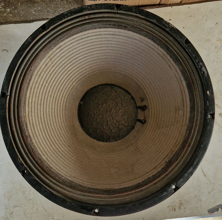 Челенджер динамик 15диюм 600ватт