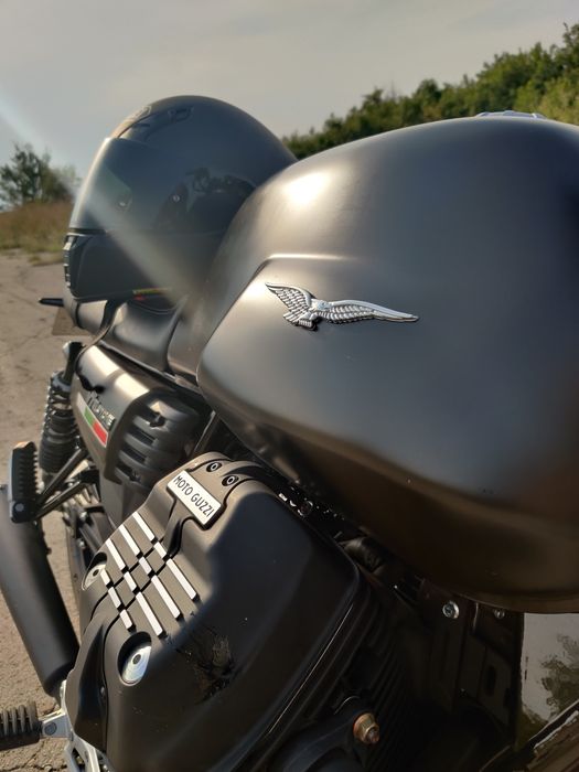 Moto Guzzi V7 III 750cm3 2018 година