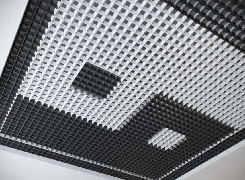 Грильято потолок